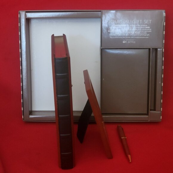 Lifeway Oak Journal Gift Set - Picture 7 of 13